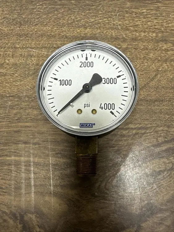 New | in-Stock WIKA 111.10 2.5 Universal Pressure Meters Ohio US | Surplus Asset Holdings #1245612