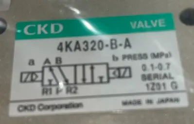 NEW CKD 4KA320-08-B-A-DC24V SOLENOID VALVE 4KA320-B-A 4KA32008BADC24V