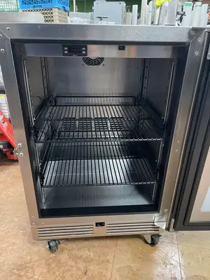 Used Perlick Used 24" Perlick HC24RB41 Undercounter 5.2 cu. ft. Refrigerator with Casters - TH2 Undercounter Refrigerators Illinois US | Falcon Restaurant Supply #1374842