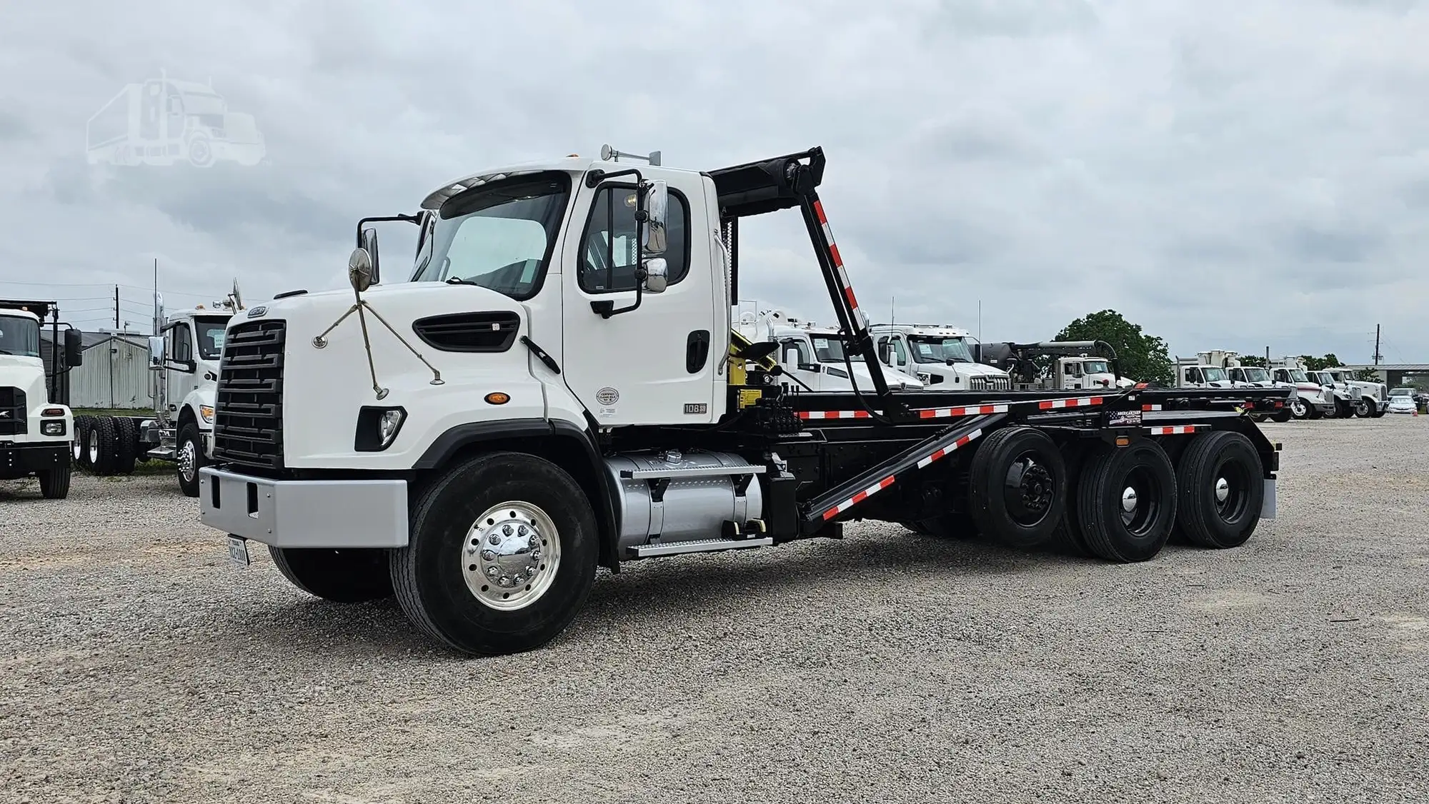 Used 2019 FREIGHTLINER 108SD Hooklifts & Roll-Offs Texas US | Roll Off Truck World #1491807