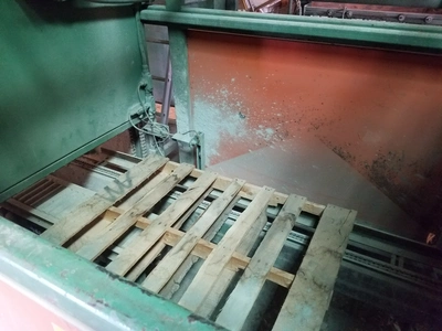 USED VONGAL AUTOMATED BAG PALLETIZER