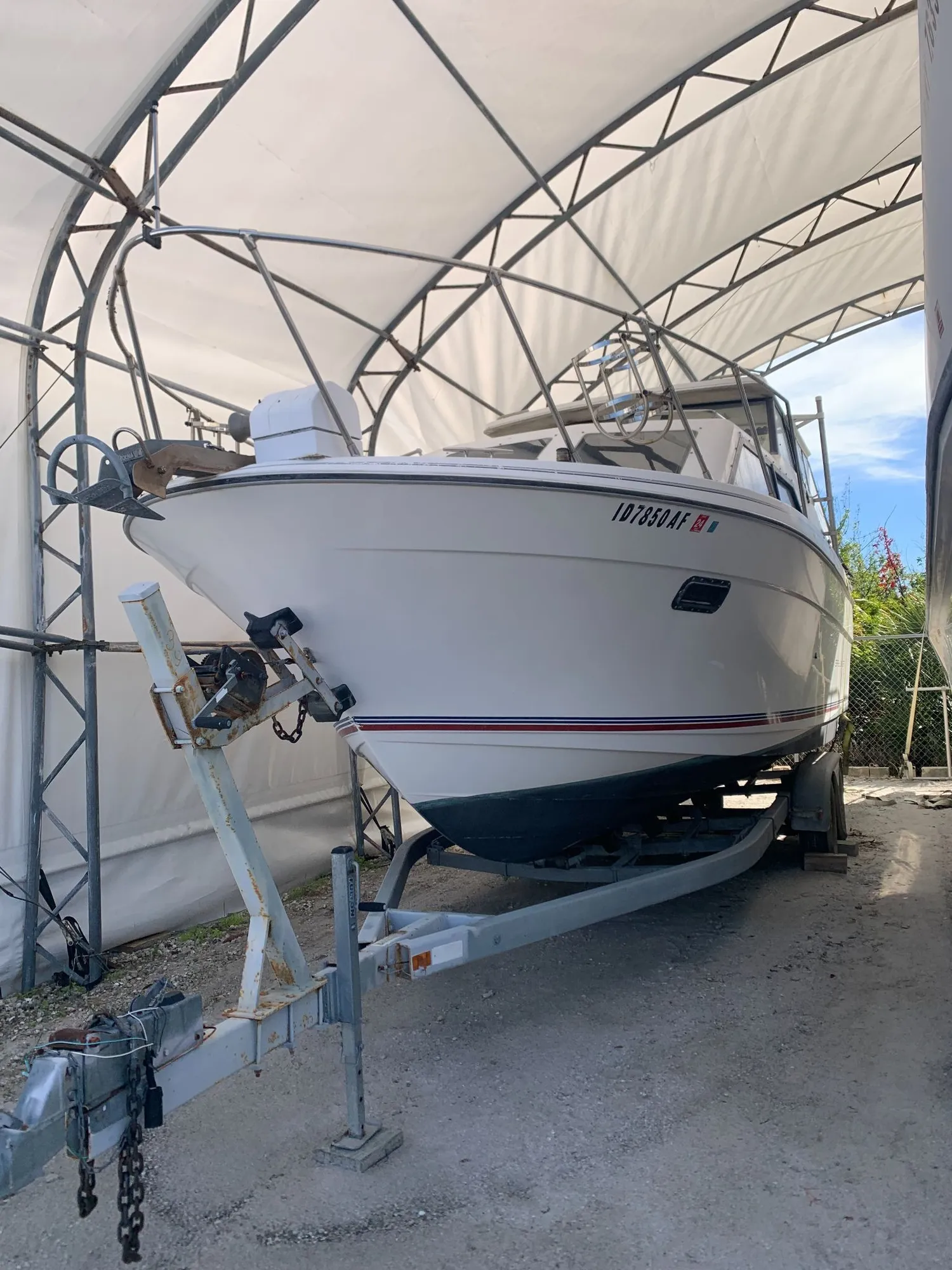 USED BAYLINER 2859 CLASSIC