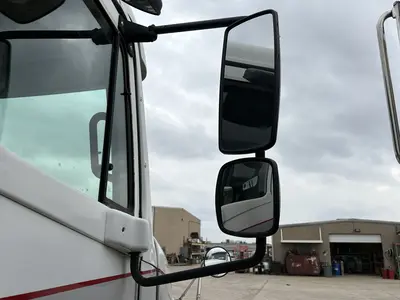 Used 2005 FREIGHTLINER COLUMBIA Conventional trucks Texas US | Proxy Equipment #1385419
