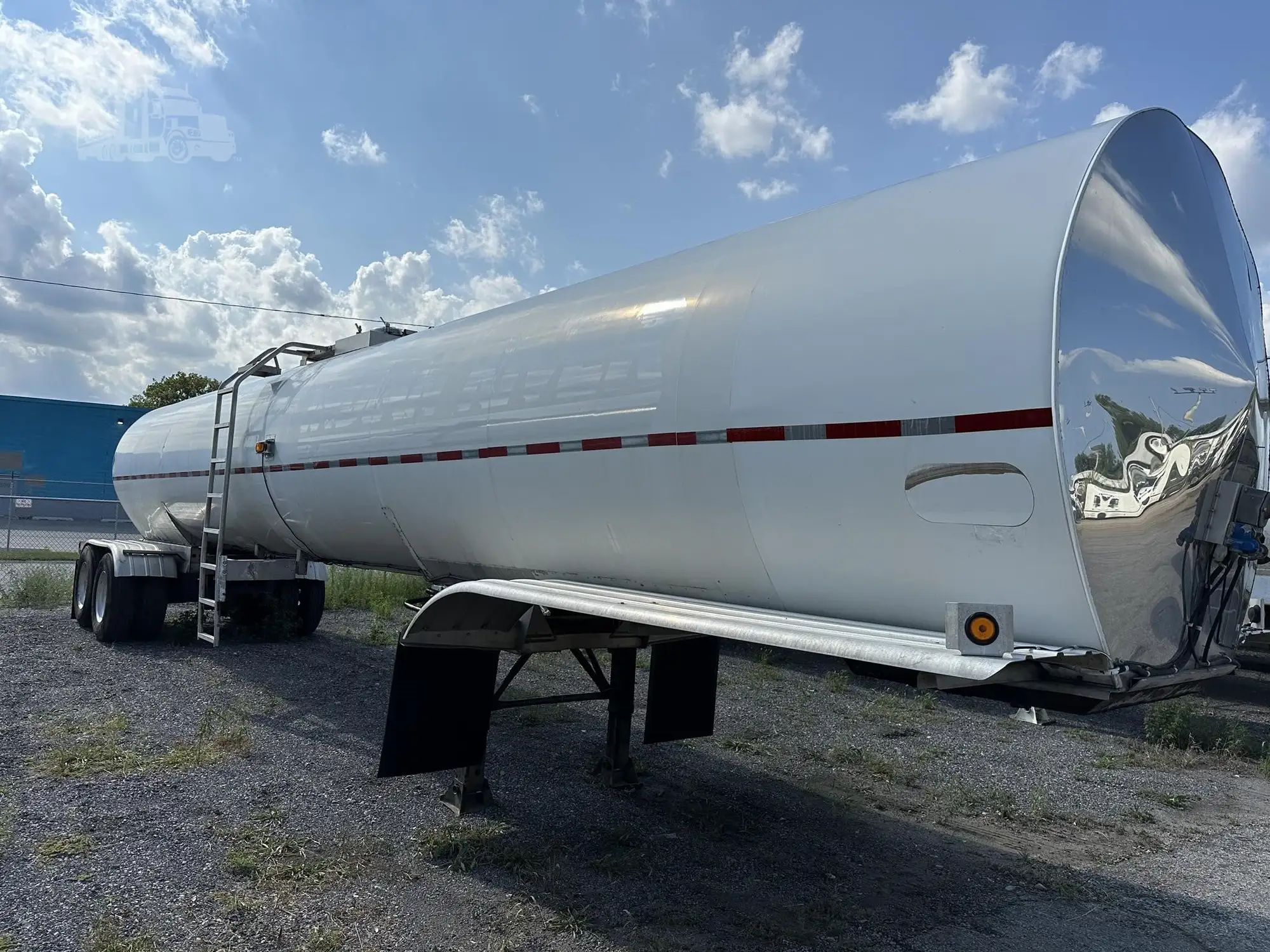 Used 2004 POLAR _UNKNOWN_ Tanker Trailers Indiana US | Lakeshore Equipment Sales #1546607