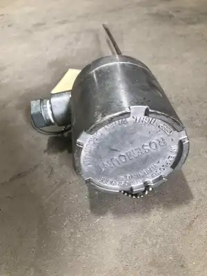 Rosemount Model 79 Connection Head w/ Explosion Proof Temperature Sensor