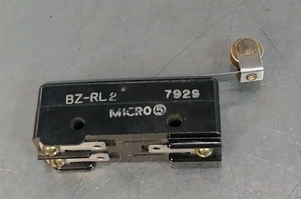 Honeywell BZ-RL2 Snap Action Switch loc4D24/2