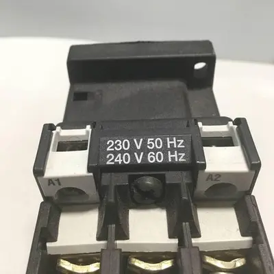 USED KLOCKNER MOELLER DIL0M