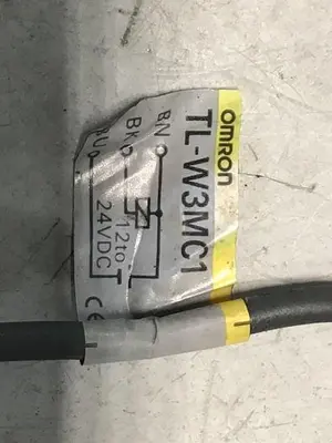 USED OMRON TL-W3MC1