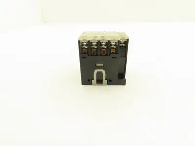 Fuji Electric 1JC0A0 SJ12AG SJ-0G Contactor 3PH 110-240VAC 3HP Lot of 12