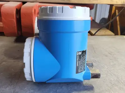 NEW ENDRESS+HAUSER 50W50-UL0A1R10B7AA