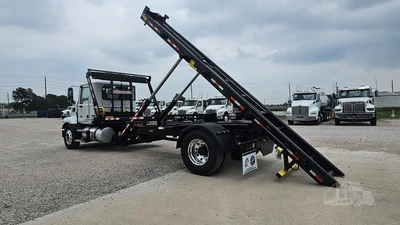 New | in-Stock 2027 MACK MD7 Rolloff Trucks Texas US | Roll Off Truck World #1491899