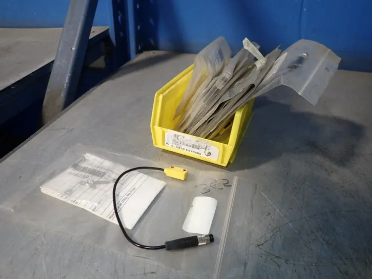 Used BANNER Q12AN6FF30Q3 Sensors | HGR 24 #752364