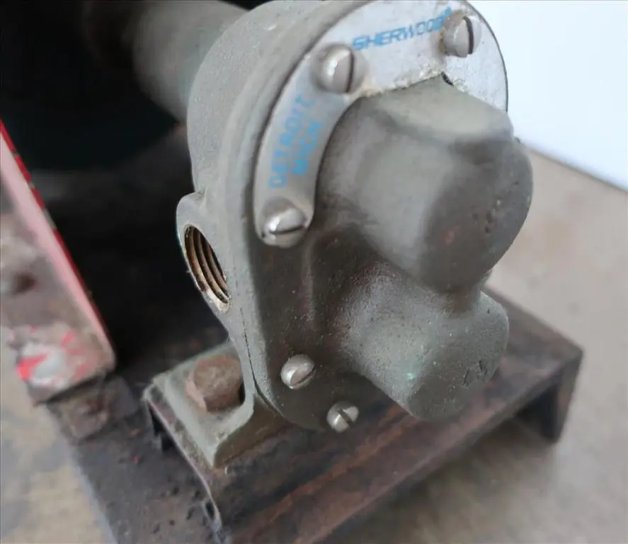 SPC8344  Pump .75" inlet Sherwood positive displacement pump .5 hp, Brass