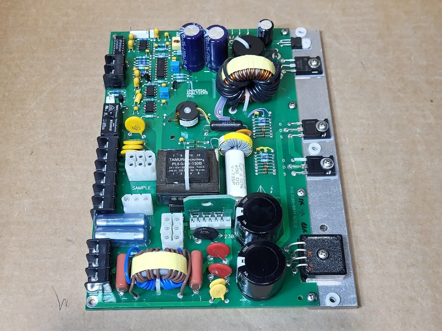 NEW 2016 UNIVERSAL ANALYZERS 3600-0011