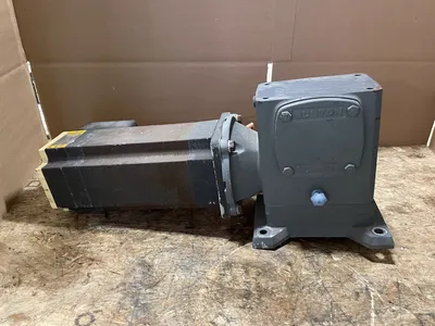 Boston Gear F72110B5J Gear Drive/Speed Reducer 200RPM 300V DC Servo Motor 10:1
