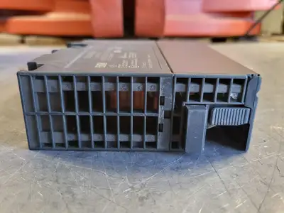 USED SIEMENS 6ES7 331-7TF00-0AB0