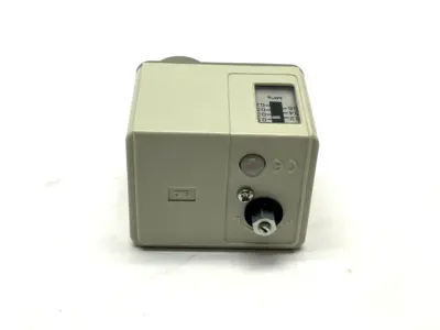 IS3000-02L5 | SMC  Pressure Switch - New Other