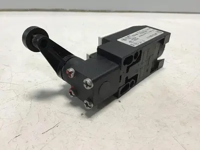 USED MOELLER AT0-02-1-I