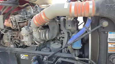 USED 2014 PETERBILT 365