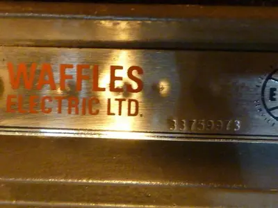 USED WAFFLES ELECTRIC WE-40