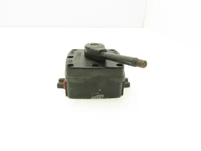 Speedaire 32XC10 Pneumatic Air Control Valve & Manifold 3 P 4 Way 1/4NPT