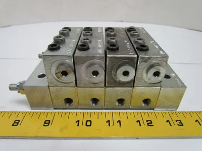 Farval M2500B 4-Section Divider Valve Manifold Assembly M2500-20T, 10T, 10S