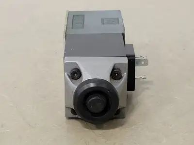 USED REXROTH 3WE 6 B9-53/BG24NZ55L