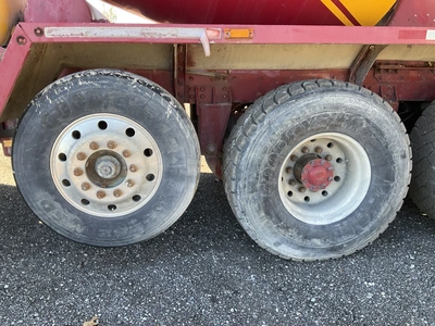 Used 2001 ADVANCE 5 AXLE Concrete Mixer Trucks Michigan US | Miedema Asset Management Group #1579194