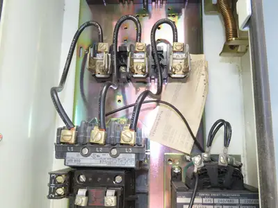 Allen Bradley 512-BJB-6-25 Combination Starter NEMA Size 1 Fusible 10HP 600V 3ph