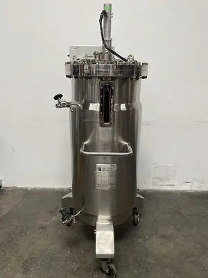 USED APPLIKON 250 LITER JACKETED REACTOR W/ AGITATOR