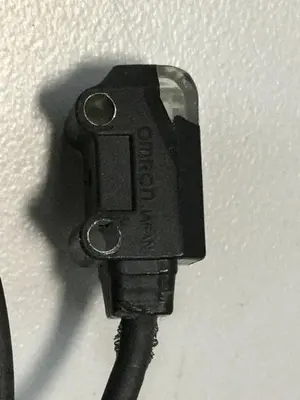 USED OMRON E3T-ST11