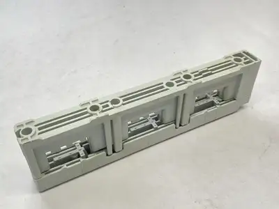 Used Wohner Busbar Support 22-0942 LOT OF 6 Electrical Fittings Michigan US | Maverick Industrial Sales #1401371