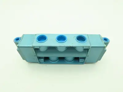 Skinner S4AACBX5 Pneumatic Directional Control Valve 5-Way 2 Pos 150PSI 3/4" NPT