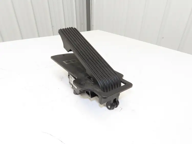 Used WILLIAMS CONTROLS _UNKNOWN_ Forklift Attachments Indiana US | Arrow Industrial #909967