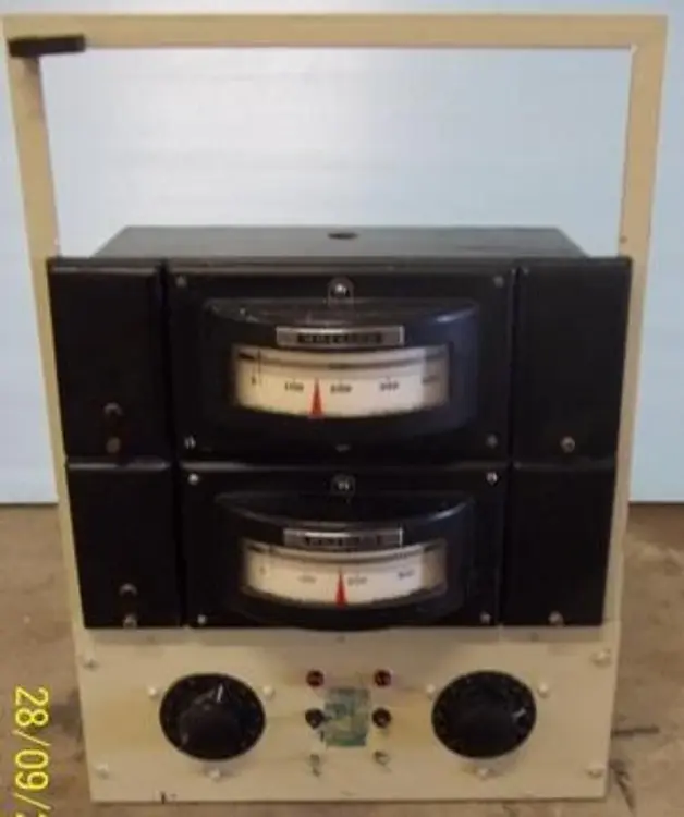 Used _UNKNOWN_ LOS-X 5 Voltage Regulators Texas US | Bamko Surplus Process Equipment #940923