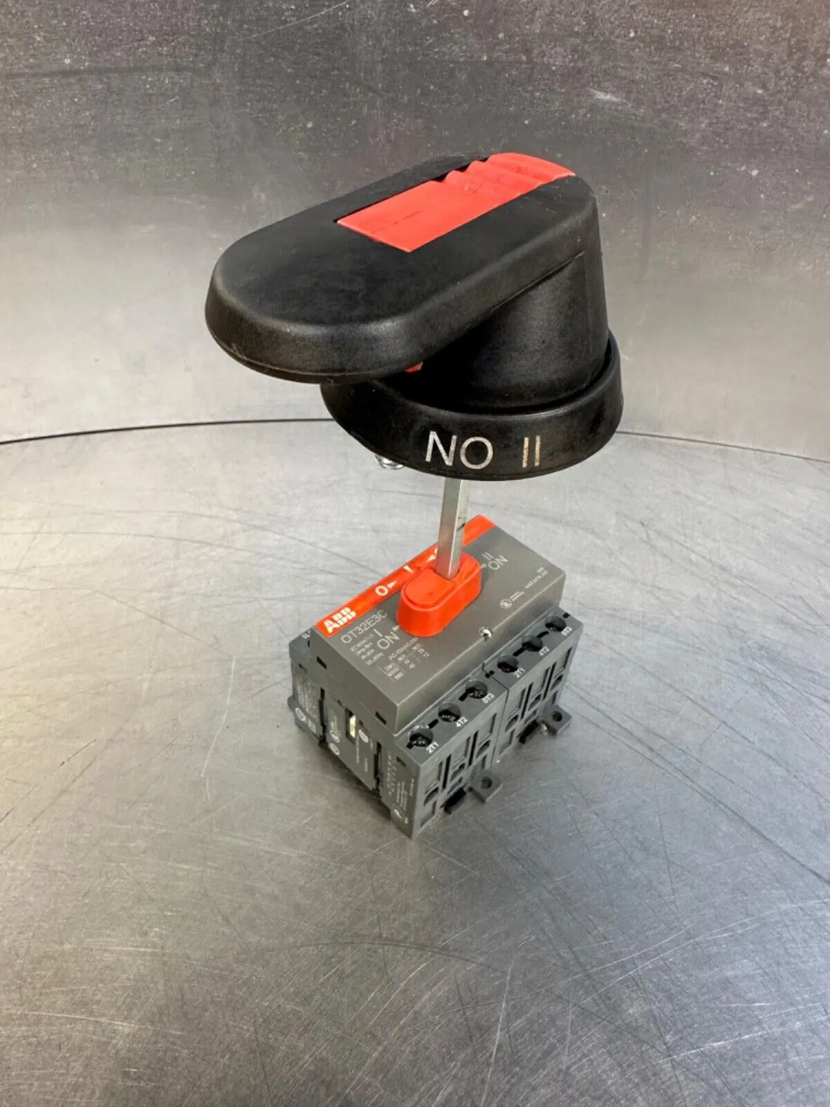 Abb OT32E3C Disconnect Switch Kit Pistol, Handle and shaft (4B-32)