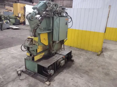 95 TON HILL ACME MODEL #6 HYDRAULIC IRONWORKER: STOCK #23420