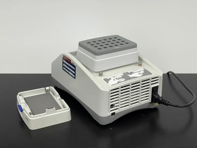 Used Eppendorf 5382 Temperature Control and Mixing Instruments Missouri US | BioLabTek #1493970