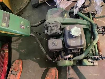 USED JOHN DEERE MO220EA