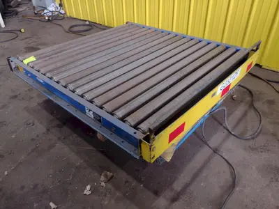 3,000 LBS X 48" X 48" ROTO-MAX HYDRAULIC SCISSOR LIFT TABLE W/ ROTARY LEWCO ROLLER CONVEYOR TOP, 110 VOLT: STOCK #20876
