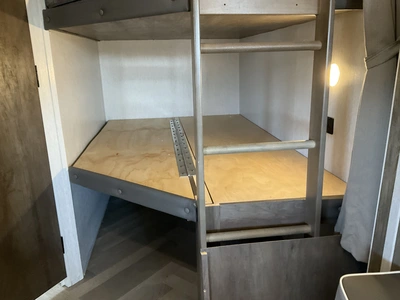 Used 2022 WILDWOOD 26DBUD Campers, Caravans, Motorhomes Michigan US | Miedema Asset Management Group #1372856