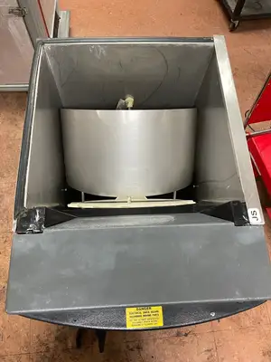 Used Manitowoc Used Manitowoc MII-150 Ice Dispensing Bin 150LB Storage With Drink Fountain 120V - JS Beverage Dispensers Illinois US | Falcon Restaurant Supply #1376344