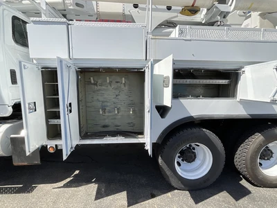 Used 2015 INTERNATIONAL 7500 Bucket (boom) trucks California US | Big Truck & Equipment #1542413