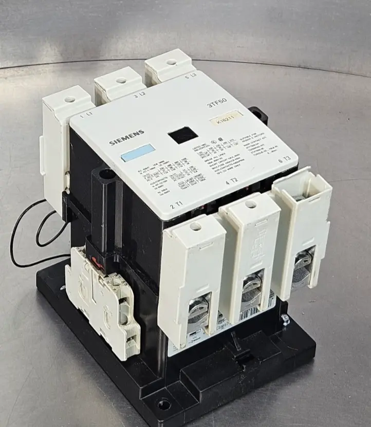 Siemens 3TF5022-0AP0 Contactor 600v 160a Loc4F45