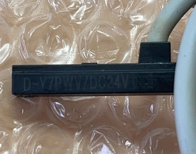 USED SMC D-Y7PWV