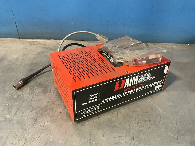 Used AMERICAN INNOVATIVE MANUFACTURING ARC C1000 Battery Chargers Ohio US | HGR 24 #1291882