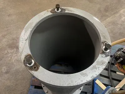 USED 2011 KUKA KR 16-2 S