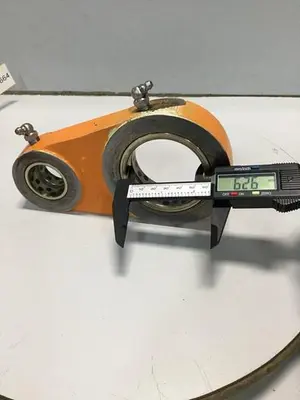 USED CINCINNATI MILACRON 3880754