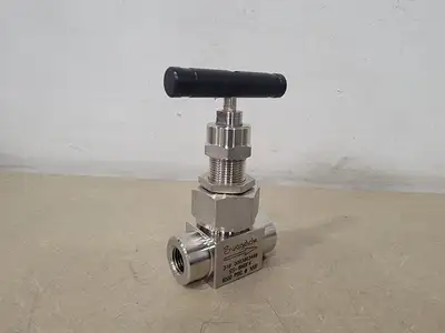 NEW SWAGELOK SS-6NBF4