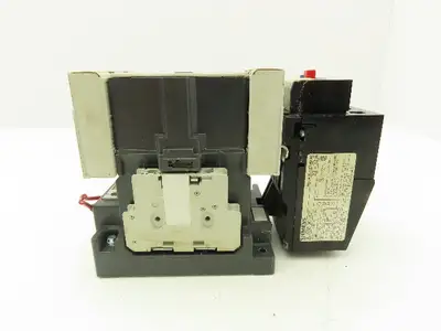 Siemens 3TF4711-0AK6 Motor Starter IEC Contactor 80A 3-Pole 600V 3PH 120V Coil